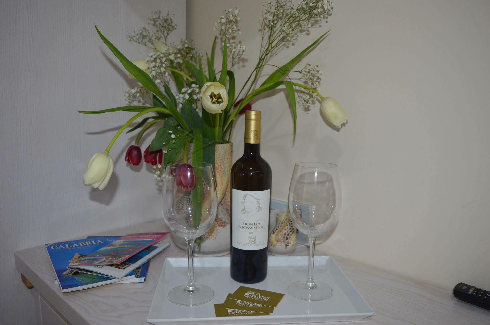 Residenza Donna Giovanna 3*